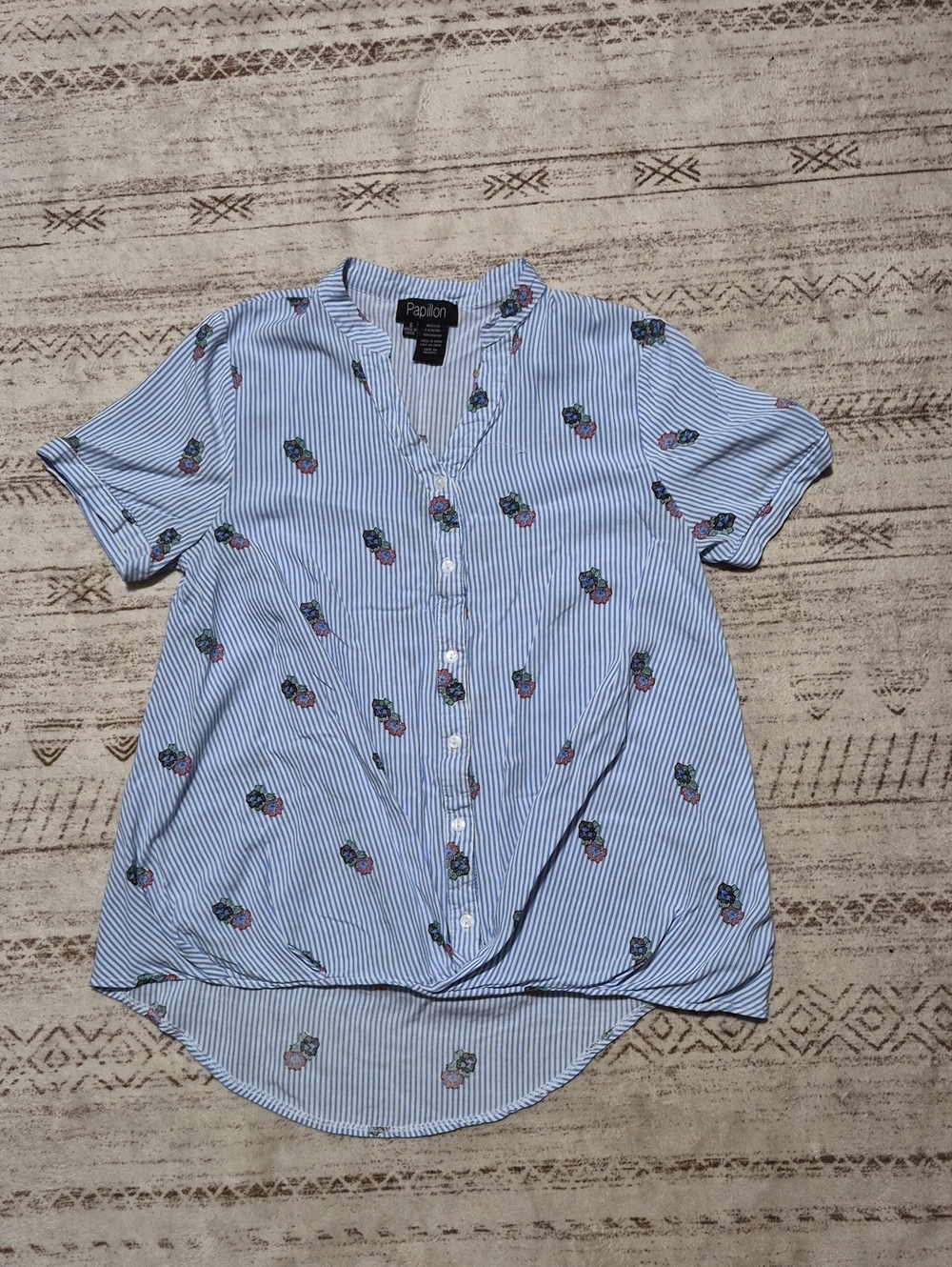 Papillon Blanc Blue Striped Short-Sleeve Button Front Shirt